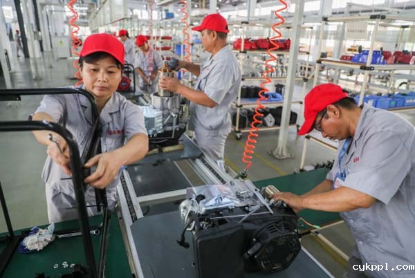 红土地上炼“四力” 长征起点悟初心