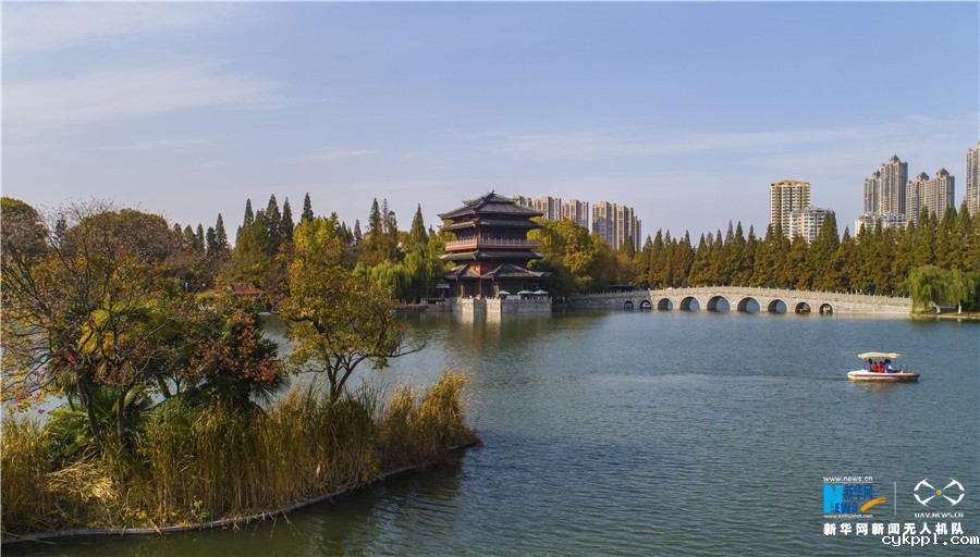 航拍：秋去冬来逍遥津