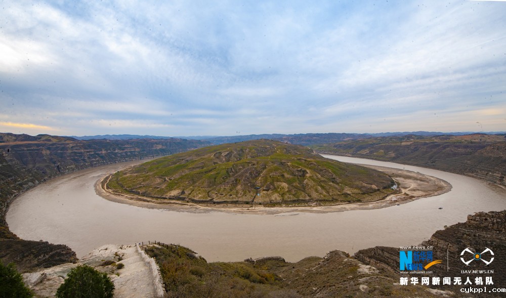 【“飞阅”中国】山路弯弯景如画