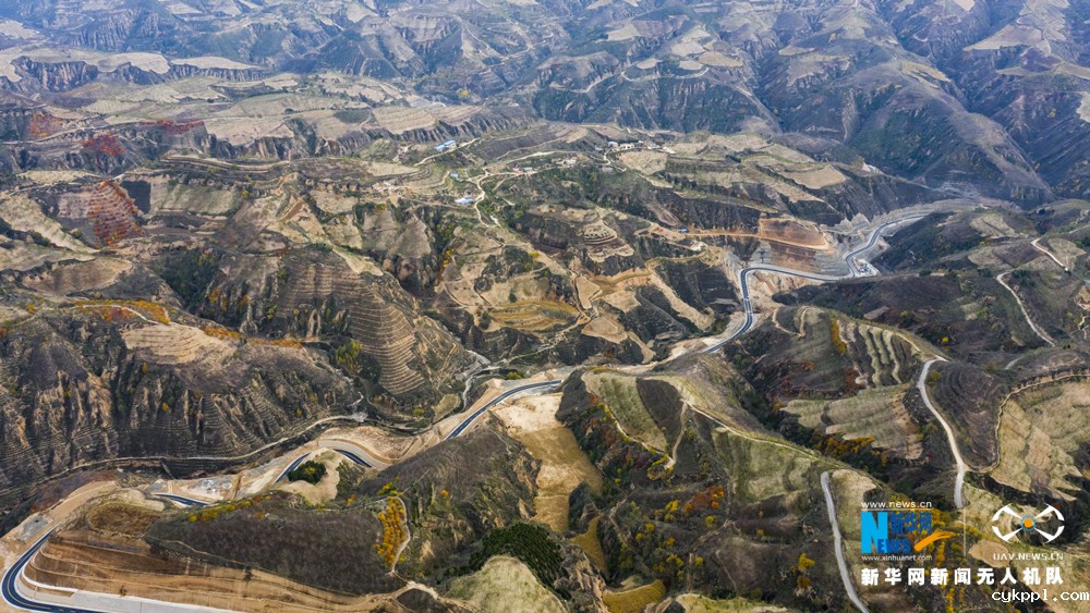 【“飞阅”中国】山路弯弯景如画