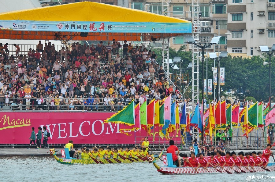 粤澳追梦 家国情怀——庆祝澳门回归祖国20周年摄影展