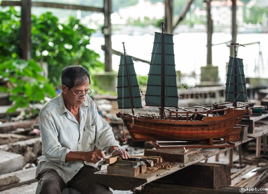 粤澳追梦 家国情怀——庆祝澳门回归祖国20周年摄影展