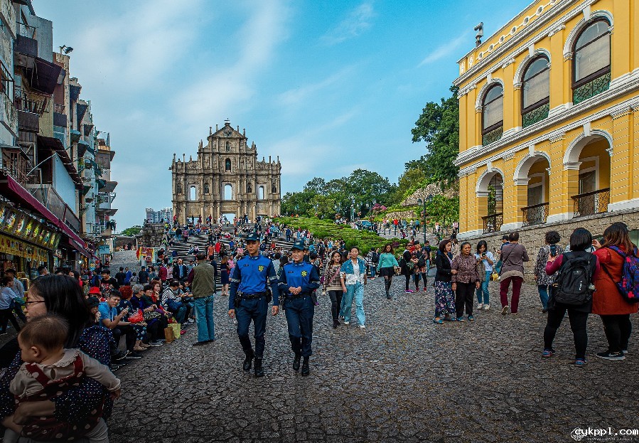 粤澳追梦 家国情怀——庆祝澳门回归祖国20周年摄影展