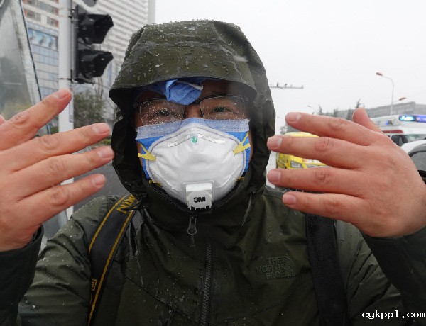 我在现场|让自己在这场“战疫”中坚持得更久一些 我在现场|让自己在这场“战疫”中坚持得更久一些