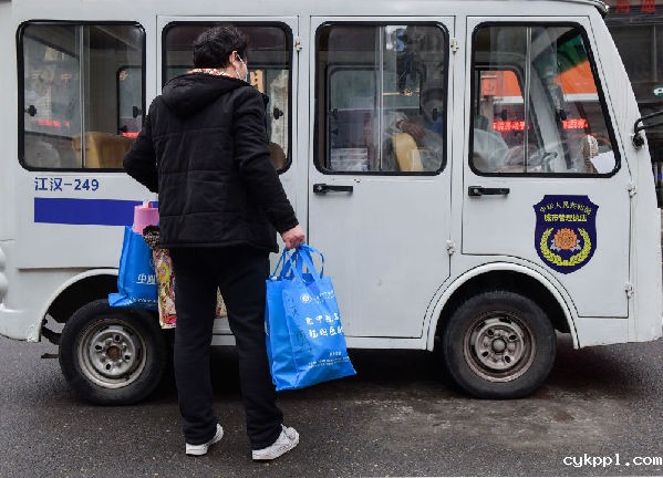 我在现场|让自己在这场“战疫”中坚持得更久一些 我在现场|让自己在这场“战疫”中坚持得更久一些
