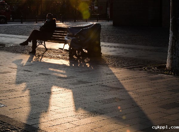 我在现场|让自己在这场“战疫”中坚持得更久一些 我在现场|让自己在这场“战疫”中坚持得更久一些