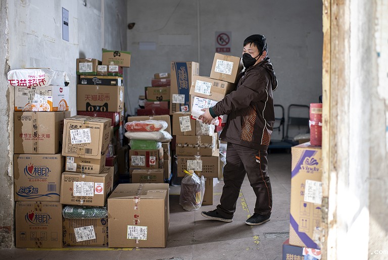 全民战疫｜平民英雄：“我不是医生，但我也在战斗”