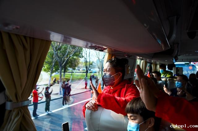 黑龙江支援湖北孝感医疗队返程