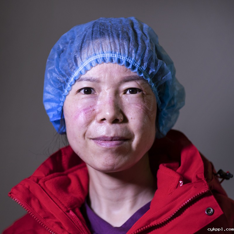 “痕”美英雄丨致敬为生命“站岗”的“白衣天使” “痕”美英雄丨致敬为生命“站岗”的“白衣天使”