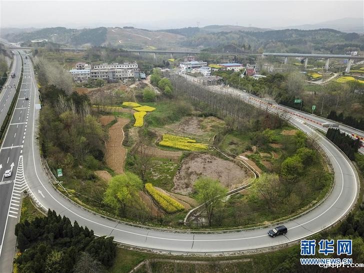 湖北：武汉以外地区解除离鄂通道管控