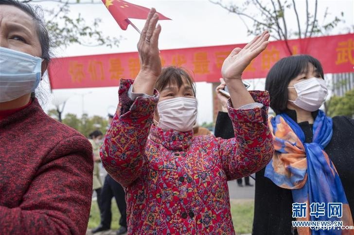 送别 (聚焦疫情防控)(3)送别