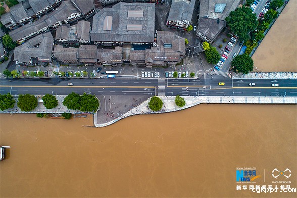 直击长江五号洪水过境重庆主城 多处水位超保