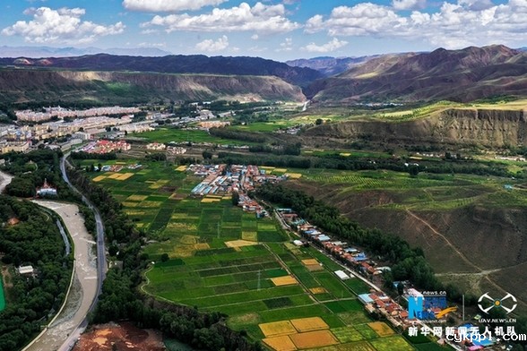 【“飞阅”中国】“丝路小城”雨后初霁景如画