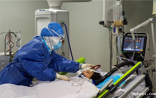 ＂在抗疫一线锤炼四力”新闻摄影学术报告会在日照举行