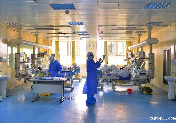 ＂在抗疫一线锤炼四力”新闻摄影学术报告会在日照举行