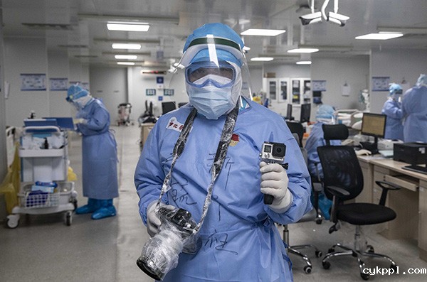 ＂在抗疫一线锤炼四力”新闻摄影学术报告会在日照举行