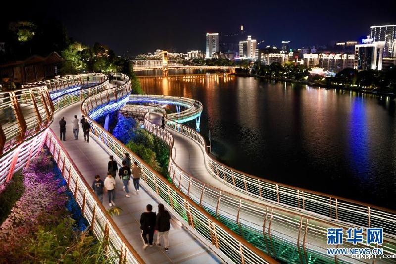 福建沙县：如画夜景激活夜经济