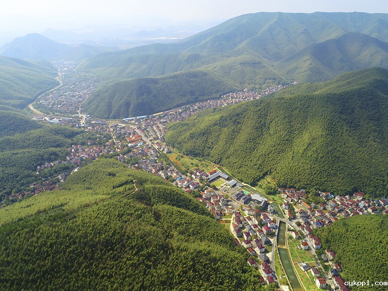 找回绿水青山 抱得金山银山