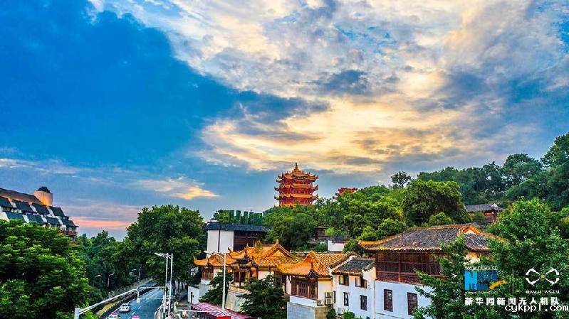 【“飞阅”中国 】晚霞映照黄鹤楼美如画卷