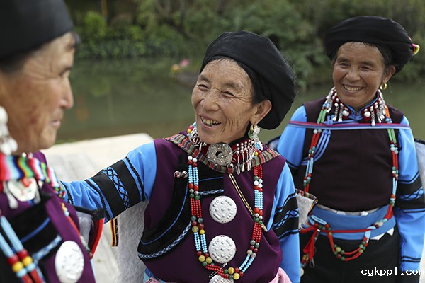北京国际摄影周“百年奋斗 百年答卷” ——庆祝中国共产党成立100周年新闻摄影展开幕 北京国际摄影周“百年奋斗 百年答卷” ——庆祝中国共产党成立100周年新闻摄影展开幕