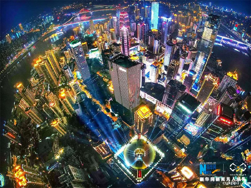 【“飞阅”中国】从清晨到日暮 云端之眼看夏日山城