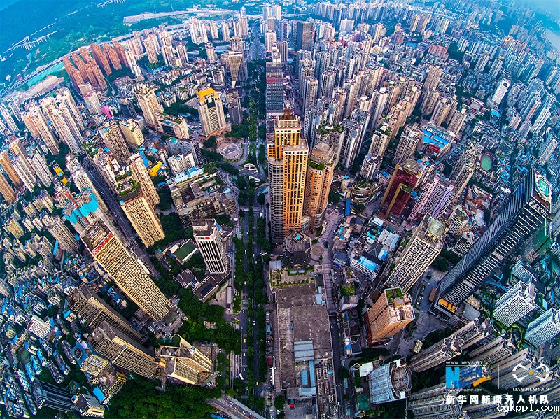 【“飞阅”中国】从清晨到日暮 云端之眼看夏日山城