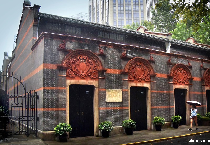 从“石库门”到“天安门”——中国革命圣地巡礼