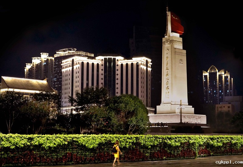 从“石库门”到“天安门”——中国革命圣地巡礼