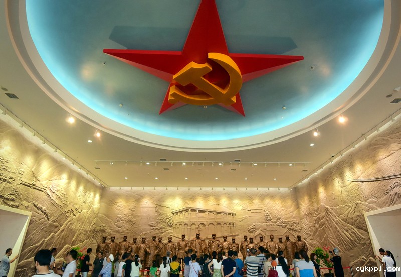 从“石库门”到“天安门”——中国革命圣地巡礼