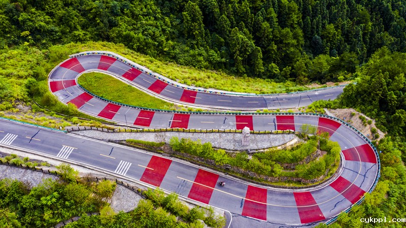 56个民族一起奔小康