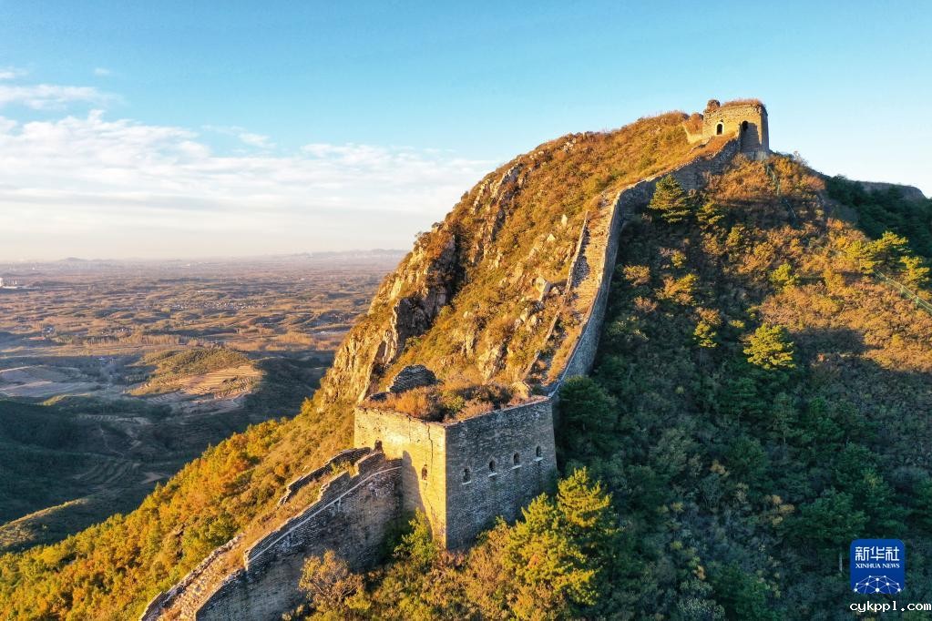 秋染长城！风光雄伟壮丽景如画