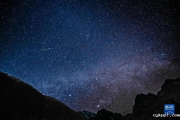 一起来看双子座流星雨