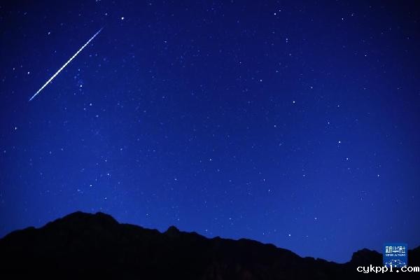 一起来看双子座流星雨