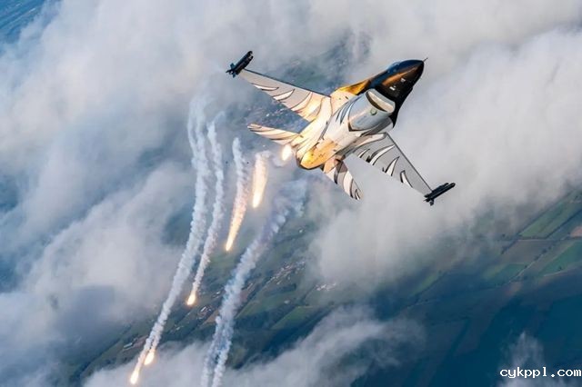 索尼微单:为速度而生,定格航空摄影之美 索尼微单:为速度而生,定格航空摄影之美