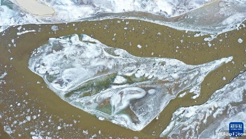 黄河宁夏段出现流凌