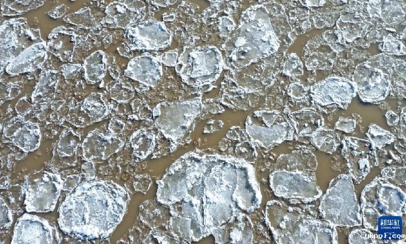 黄河宁夏段出现流凌