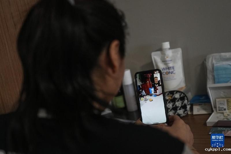 冰壶队、冰球队备战北京冬残奥会