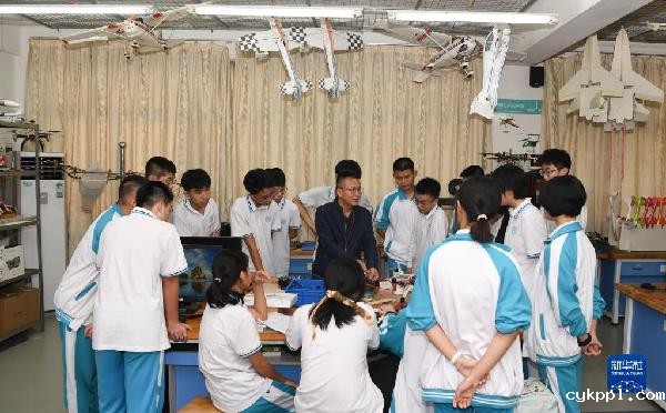 海口：无人机课堂助力“双减”