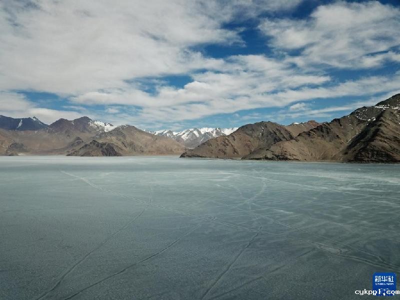 新华全媒＋丨西陲明珠班公湖