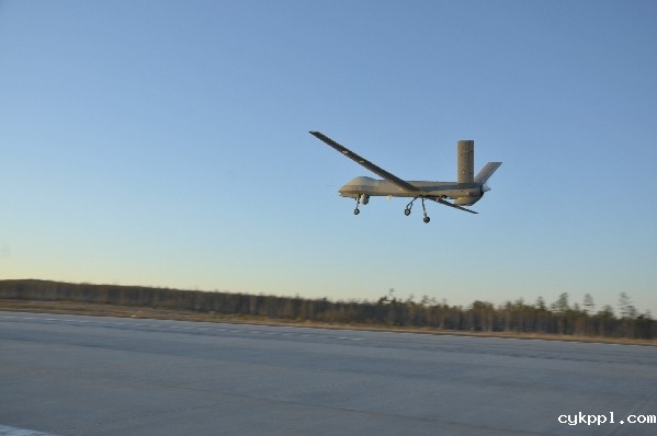 无人机民用新突破!彩虹4无人机将应用于四川森林防火