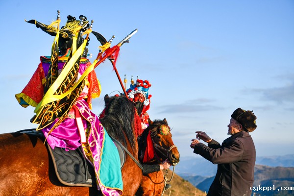 2022年旺旺杯“春节七天乐”新闻摄影征集活动定评会举行 2022年旺旺杯“春节七天乐”新闻摄影征集活动定评会举行