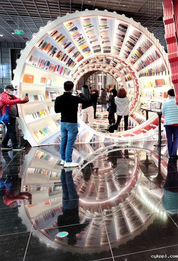 2022年旺旺杯“春节七天乐”新闻摄影征集活动定评会举行 2022年旺旺杯“春节七天乐”新闻摄影征集活动定评会举行