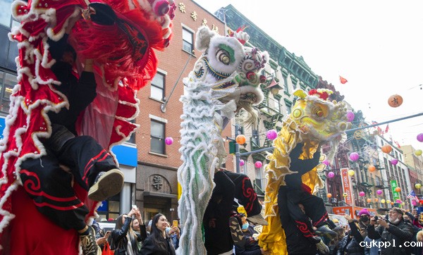 2022年旺旺杯“春节七天乐”新闻摄影征集活动定评会举行 2022年旺旺杯“春节七天乐”新闻摄影征集活动定评会举行