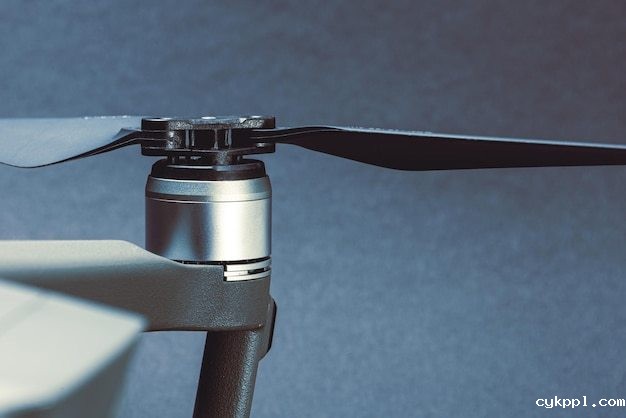 纯电动的无人机，是怎么慢慢治好续航焦虑的？