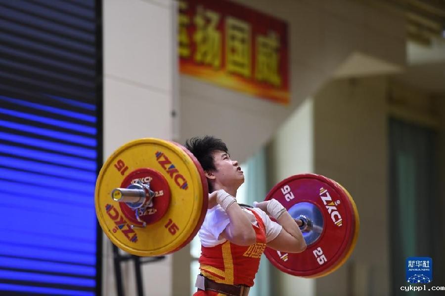 国家举重队世锦赛第二次选拔赛举行