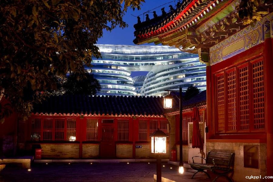 古老与现代的融合——希腊摄影师镜头下的北京之美