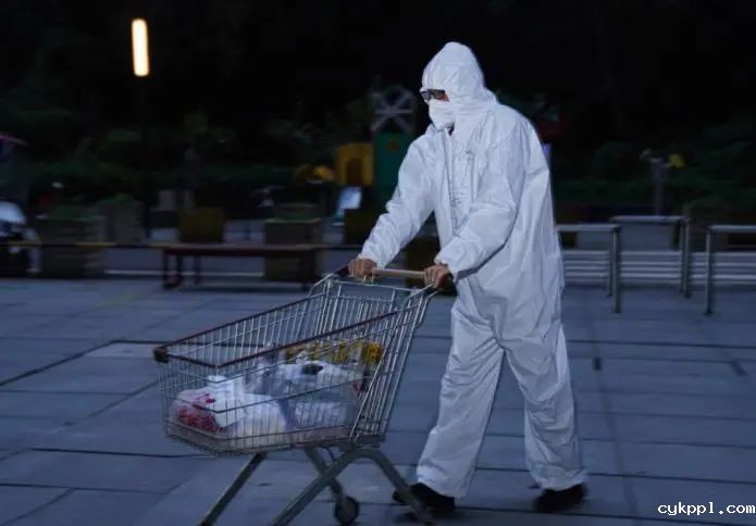 “疫”线人物丨陈振洁:坚守到底,疫情不退我不退!