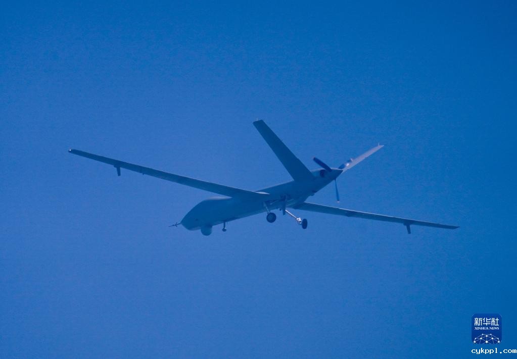 九万里风鹏正举——写在第十四届中国航展闭幕之际