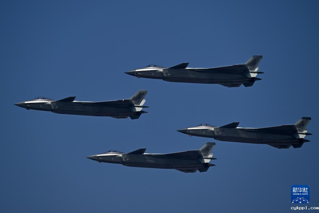 九万里风鹏正举——写在第十四届中国航展闭幕之际