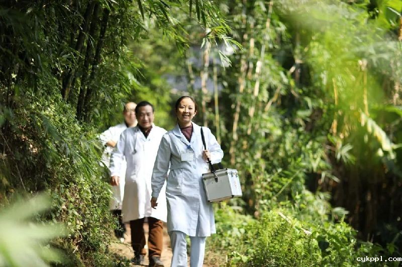 牢记职责展形象:贵州签约摄影师永远在路上